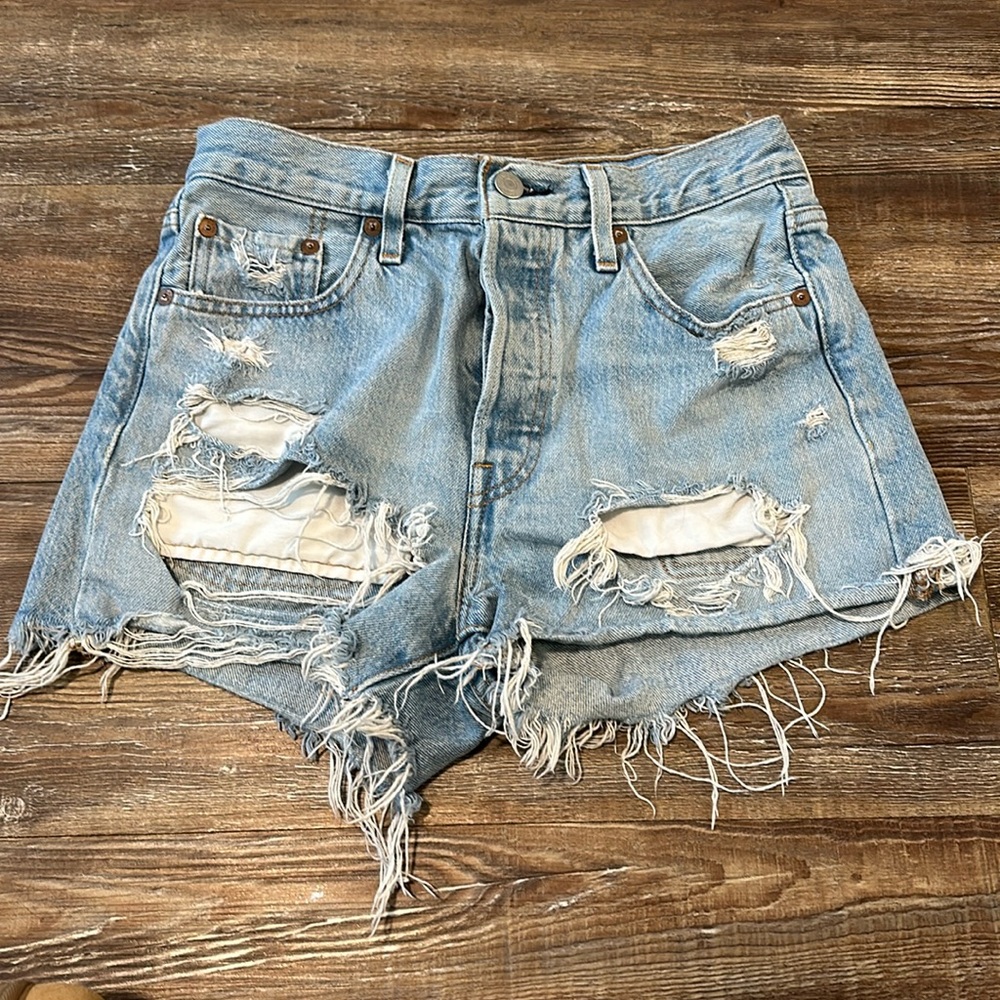 Vintage Levi’s shorts